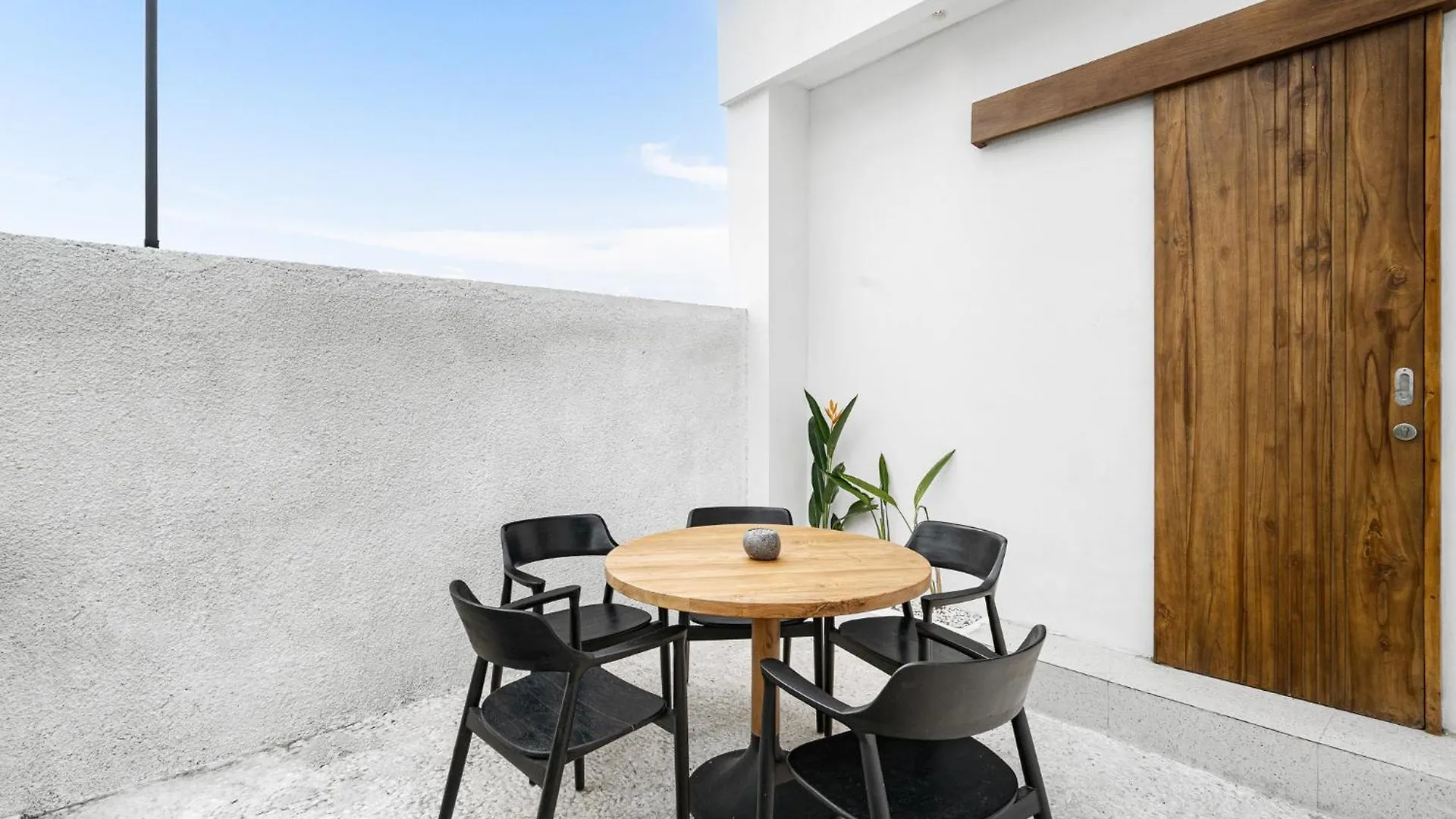 3Br Villa Gaya Near Balangan Beach - Uluwatu By Yolla Hospitality Pecatu