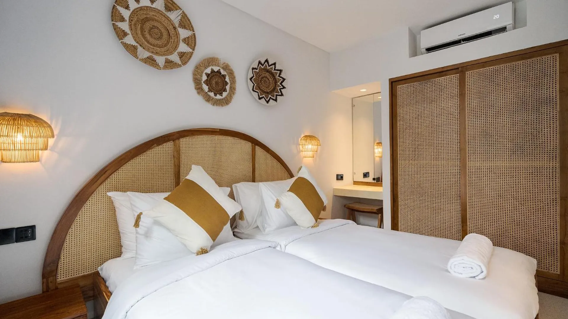 3Br Villa Gaya Near Balangan Beach - Uluwatu By Yolla Hospitality Pecatu